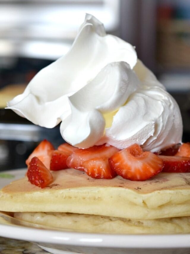 Santa Pancakes by This Little Home of Mine
