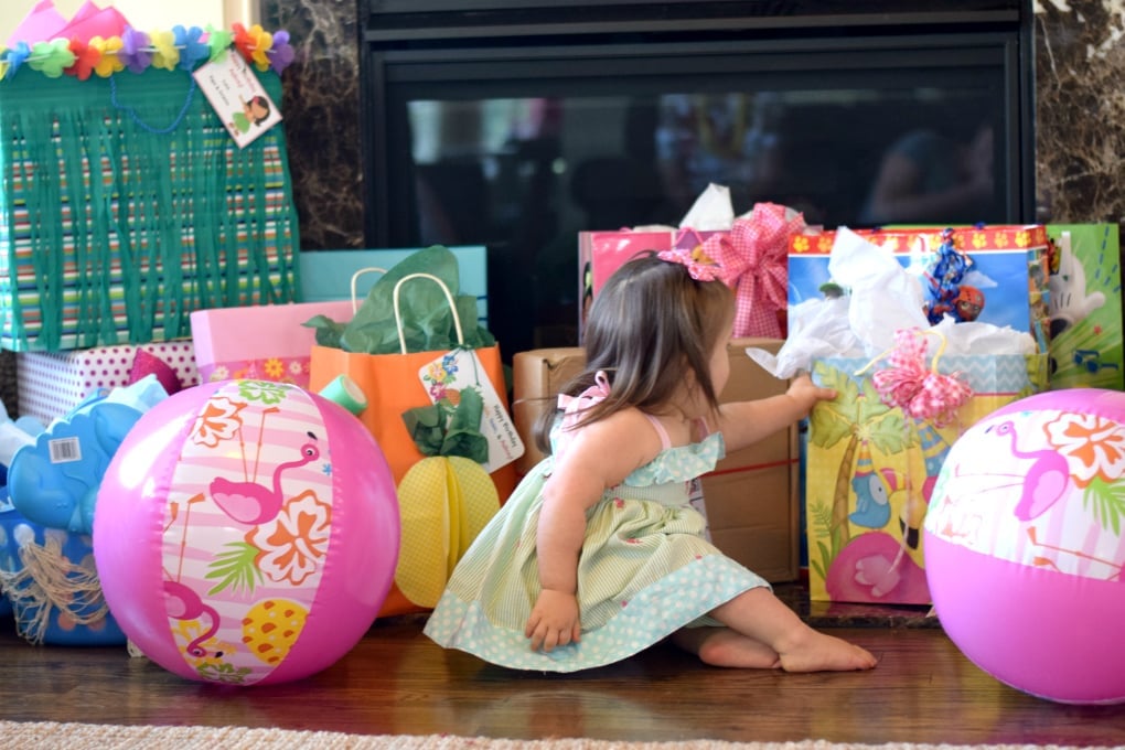Birthday Party: Flamingos and Pineapples by This Little Home of Mine