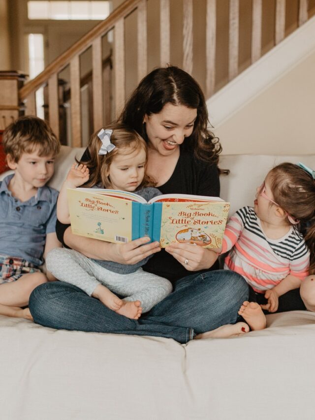 Lifestyle Homeschooling: The Family that Reads Together