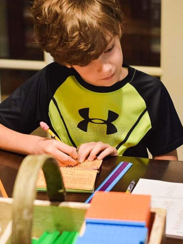 cropped-Homeschooling-Fifth-Grade-07.jpg