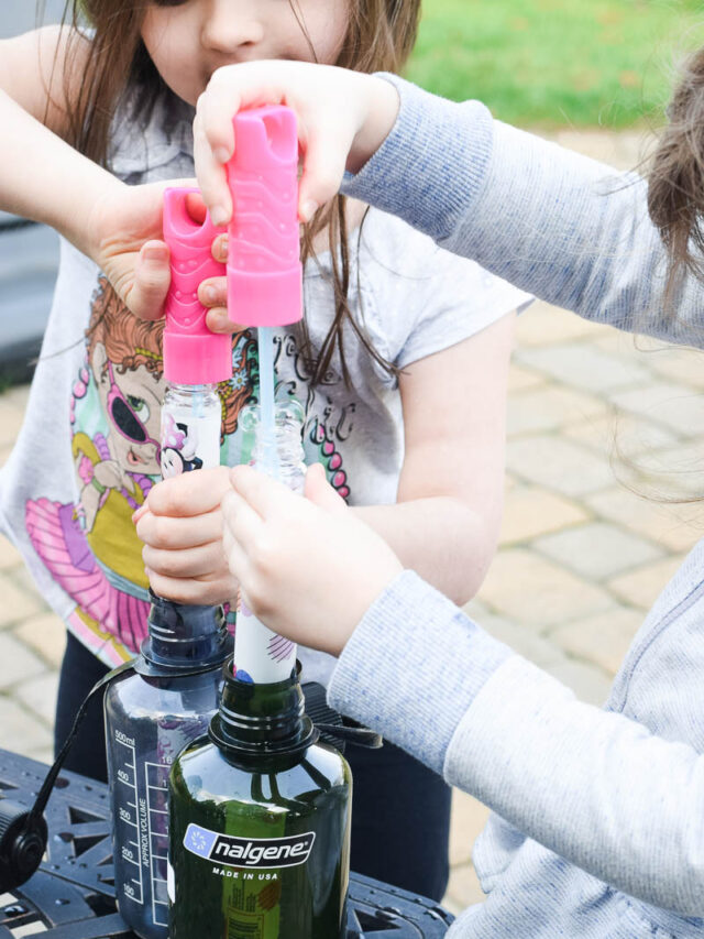 No Spill Bubble Wand Hack - Water Bottle Idea