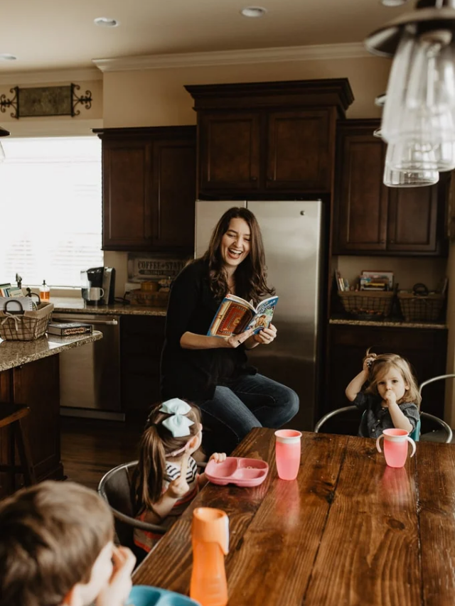 The Family that Reads Together Story