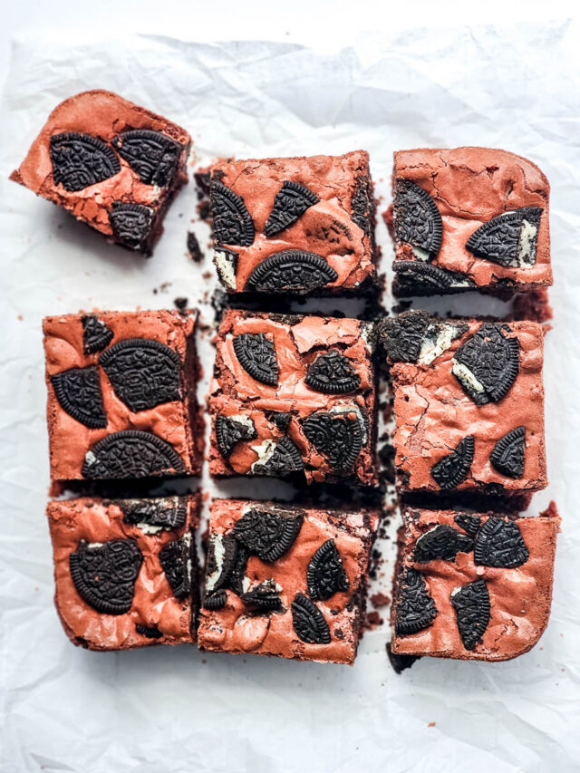 cropped-Red-Velvet-Oreo-Brownies-18.jpg