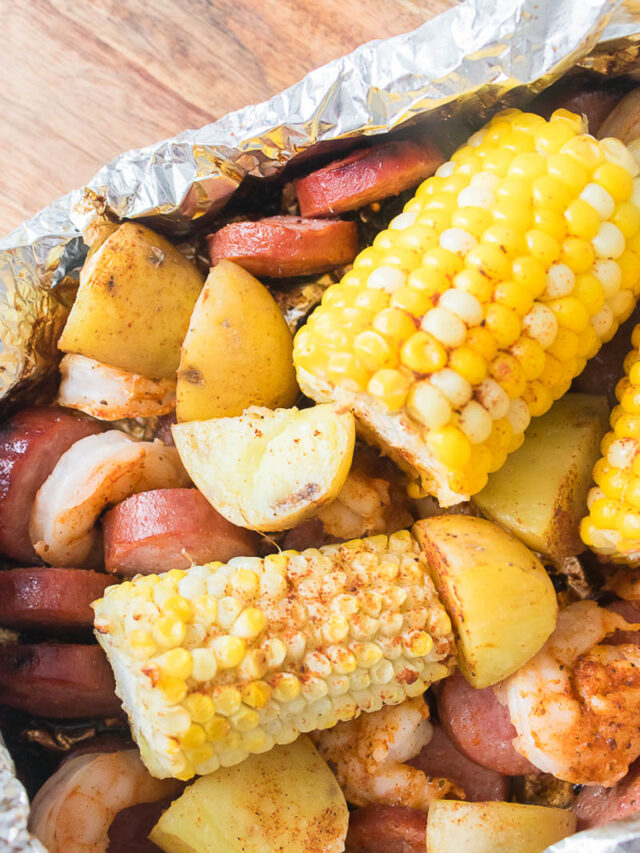 Low Country Boil Meal Wrapped in Foil